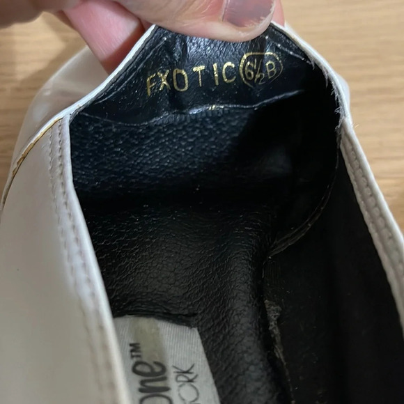 Vintage LJ Simone White loafers flats size 6.5 - Picture 12 of 16